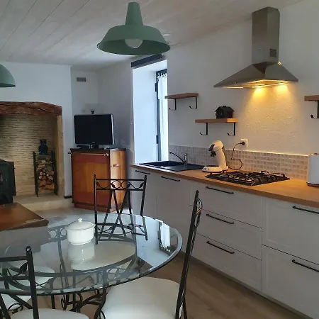 Sejournez Au Coeur Du Perigord - La P'Tite Maison, Gite De Charme A Carlux, Pres De Sarlat Holiday home *